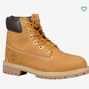 CLASSIC TIMBERLANDS